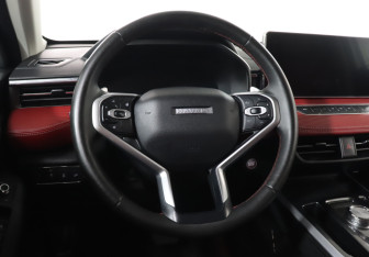 Подержанный автомобиль Haval Jolion 2024 года (18 фото)