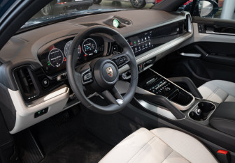 Новый Porsche Cayenne 2024 (16 фото)