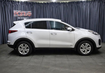 Подержанный автомобиль Kia Sportage 2016 года (4 фото)