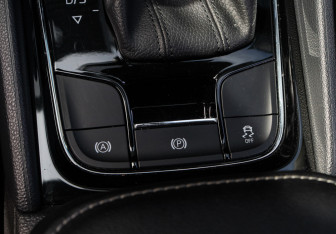 Подержанный автомобиль Skoda Karoq 2021 года (15 фото)