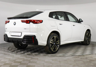 Подержанный автомобиль BMW X2 2024 года (2 фото)