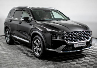 Подержанный автомобиль Hyundai Santa Fe 2021 года (3 фото)