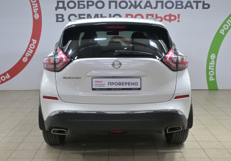 Подержанный автомобиль Nissan Murano Suv 2021 года (5 фото)
