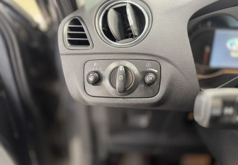 Подержанный автомобиль Ford Galaxy 2008 года (15 фото)