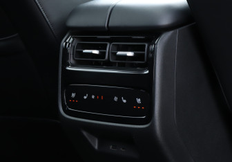 Подержанный автомобиль Chery Tiggo 9 2024 года (22 фото)