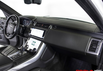 Подержанный автомобиль Land Rover Range Rover Sport 2021 года (9 фото)