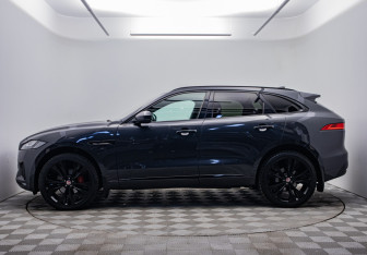 Подержанный автомобиль Jaguar F-Pace 2016 года (2 фото)