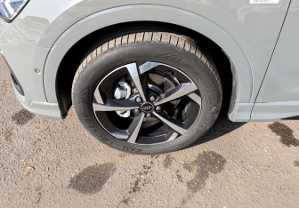 Новый Audi Q3 2025 (7 фото)