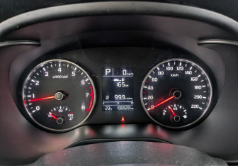 Подержанный автомобиль Kia Rio Hatchback 2020 года (16 фото)