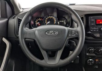 Подержанный автомобиль LADA (ВАЗ) XRAY 2018 года (22 фото)