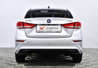 Подержанный автомобиль Changan Alsvin 2023 года (6 фото)