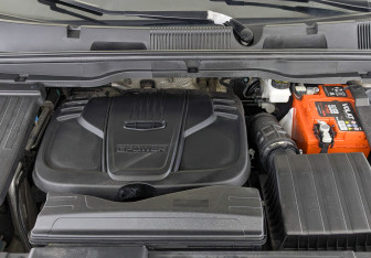 Подержанный автомобиль Geely Coolray 2022 года (9 фото)