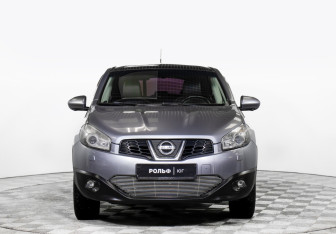 Подержанный автомобиль Nissan Qashqai 2011 года (2 фото)