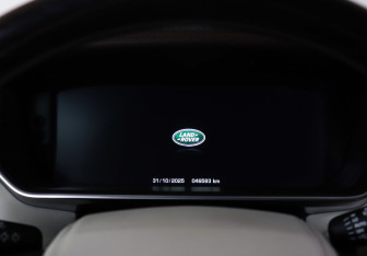 Подержанный автомобиль Land Rover Range Rover 2016 года (11 фото)