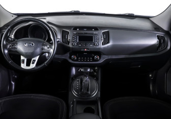 Подержанный автомобиль Kia Sportage 2013 года (12 фото)