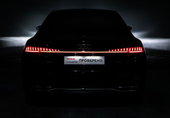 Подержанный автомобиль Audi A7 2021 года (22 фото)