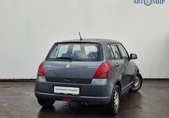 Подержанный автомобиль Suzuki Swift Hatchback 2006 года (5 фото)