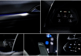 Подержанный автомобиль Volkswagen Golf R Hatchback 2023 года (29 фото)