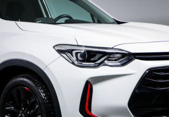 Подержанный автомобиль Chevrolet Orlando 2022 года (16 фото)