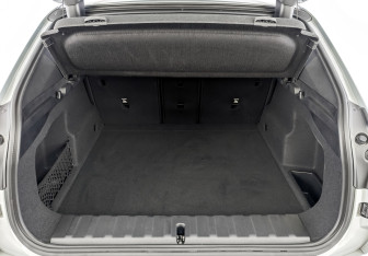 Подержанный автомобиль BMW X2 2024 года (10 фото)