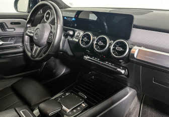 Подержанный автомобиль Mercedes-Benz GLB 2021 года (9 фото)