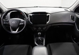 Подержанный автомобиль Hyundai Creta 2020 года (12 фото)