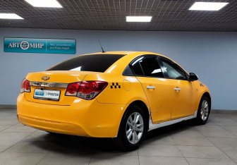 Подержанный автомобиль Chevrolet Cruze Sedan 2013 года (5 фото)