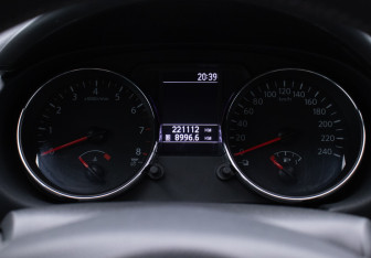 Подержанный автомобиль Nissan Qashqai 2010 года (12 фото)