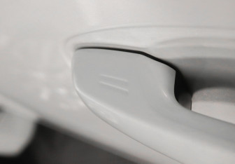 Подержанный автомобиль Toyota Land Cruiser Prado 2014 года (20 фото)