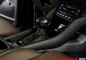 Подержанный автомобиль Skoda Kodiaq 2023 года (17 фото)