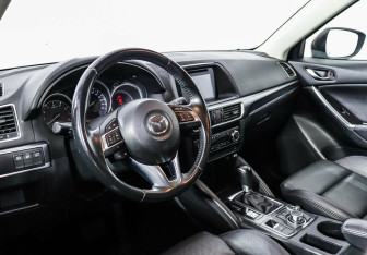 Подержанный автомобиль Mazda CX-5 2015 года (9 фото)