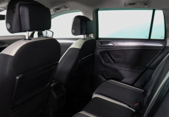 Подержанный автомобиль Volkswagen Tiguan 2020 года (12 фото)
