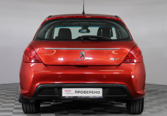 Подержанный автомобиль Peugeot 308 Hatchback 2011 года (6 фото)