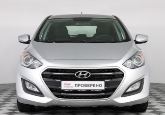 Подержанный автомобиль Hyundai i30 Hatchback 2016 года (2 фото)