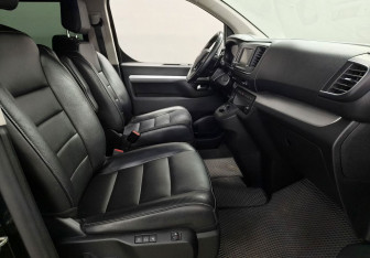 Подержанный автомобиль Citroen SpaceTourer 2021 года (9 фото)