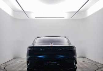 Подержанный автомобиль Voyah Passion 2026 года (6 фото)