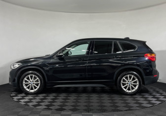 Подержанный автомобиль BMW X1 2018 года (5 фото)