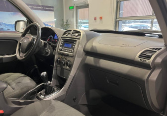 Подержанный автомобиль Chery Tiggo (T11) 2013 года (13 фото)