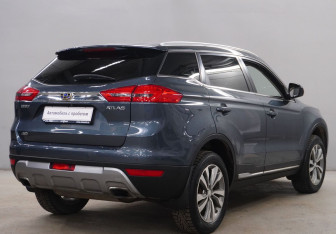 Подержанный автомобиль Geely Atlas 2018 года (7 фото)
