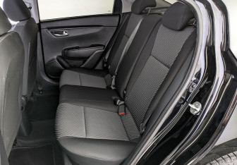 Подержанный автомобиль Kia Rio Sedan 2019 года (18 фото)