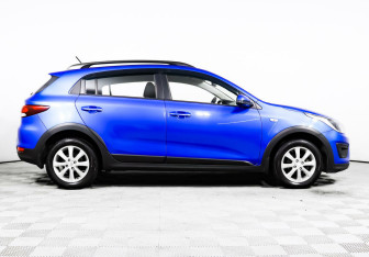 Подержанный автомобиль Kia Rio Hatchback 2018 года (4 фото)