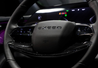 Новый Exeed RX 2025 (11 фото)