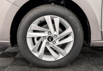 Новый Jetta VA3 2023 (7 фото)