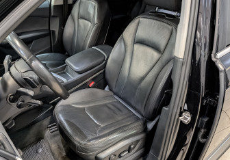 Подержанный автомобиль Audi Q7 2016 года (20 фото)