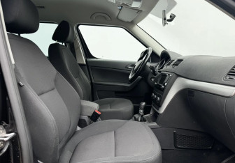 Подержанный автомобиль Skoda Yeti 2016 года (10 фото)