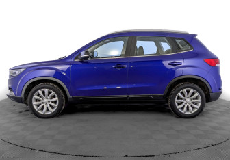 Подержанный автомобиль FAW Besturn X40 2021 года (8 фото)