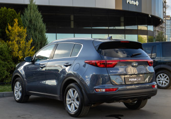 Подержанный автомобиль Kia Sportage 2017 года (5 фото)