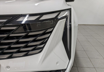Подержанный автомобиль Geely Atlas 2024 года (17 фото)