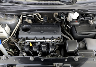 Подержанный автомобиль Hyundai ix35 2013 года (9 фото)