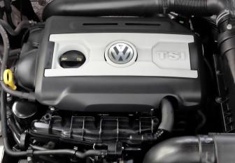 Подержанный автомобиль Volkswagen Tiguan 2013 года (9 фото)